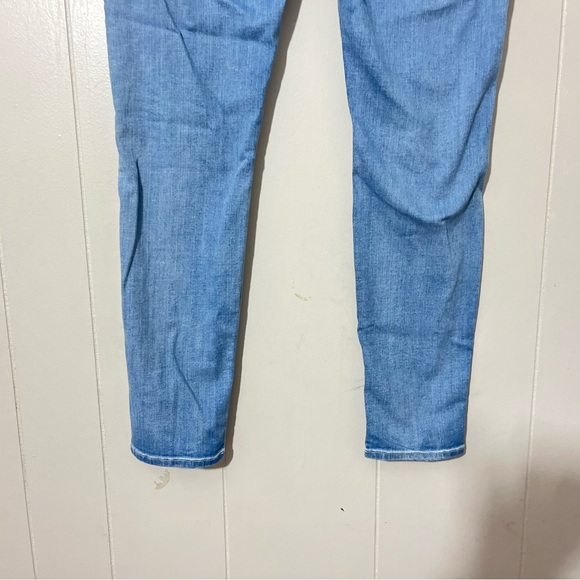 7 For All Mankind Women's Jeans Gwenevere Sz 32 Distressed - Picture 5 of 11